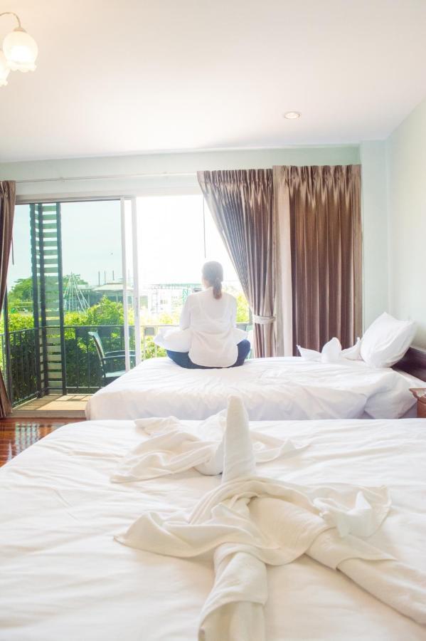 Menam Resort Nakhon Pathom Exterior foto