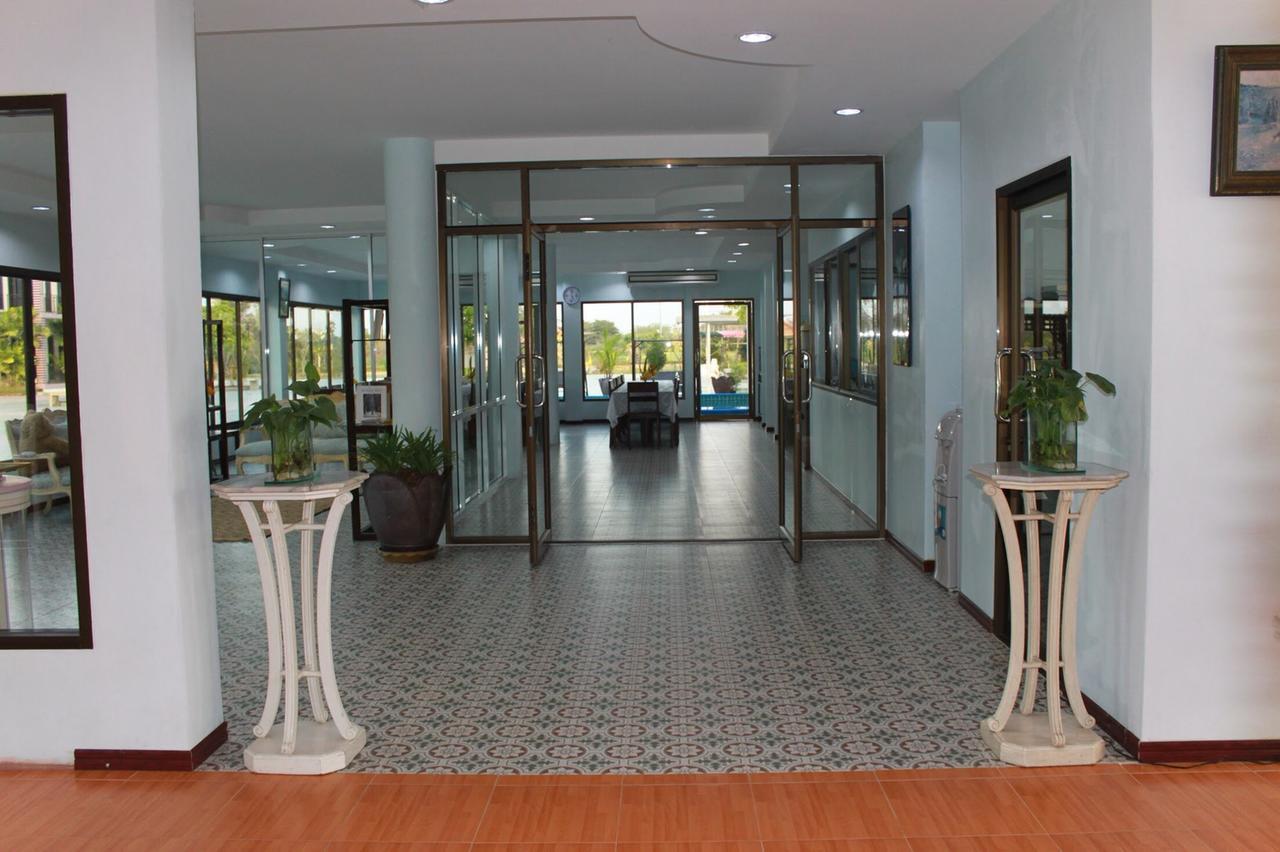 Menam Resort Nakhon Pathom Exterior foto